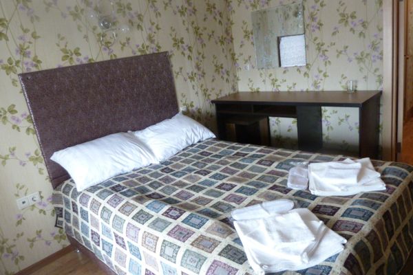 Mayak Hotel (Kemerovo)